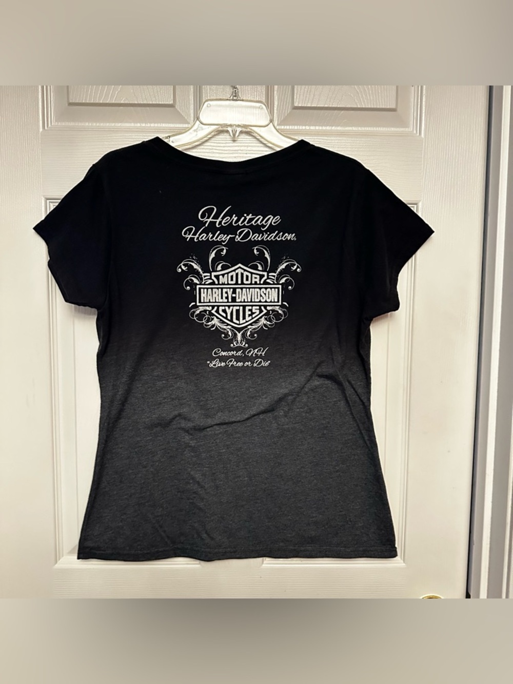 Women’s Harley Davidson Black Ombré V-Neck Bling T-Shirt Size XL Pink Accents - Picture 3 of 7